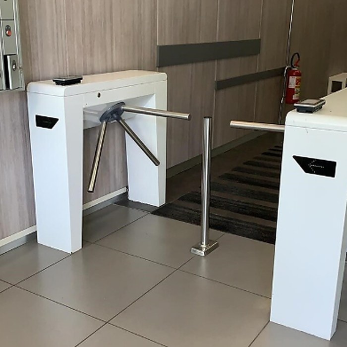 Instalace tripodového turniketu 2