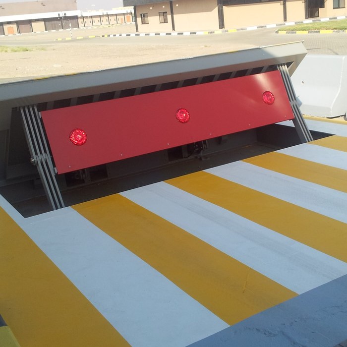 Instalace protiteroristické bariéry PeriGuard Wedge 4